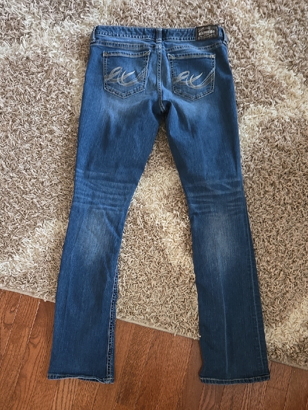 Express Barely Boot Stella Low Rise Stretch Jeans - Picture 6 of 9